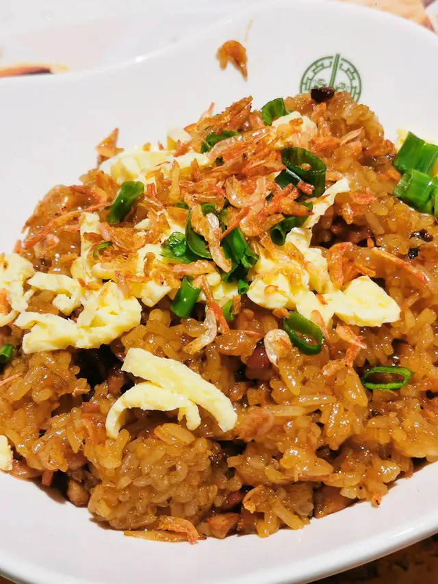 櫻花蝦臘味糯米飯