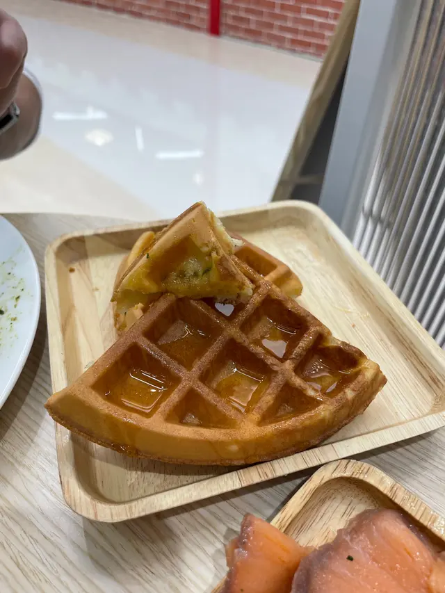 All day breakfast +5 add-on