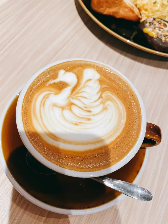 風味偏nutty ， 整體好順滑，Nice coffee