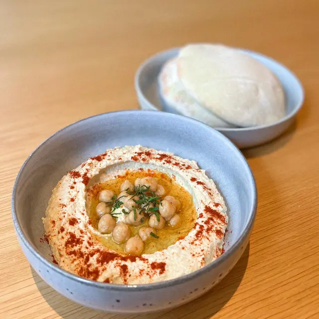 Hummus