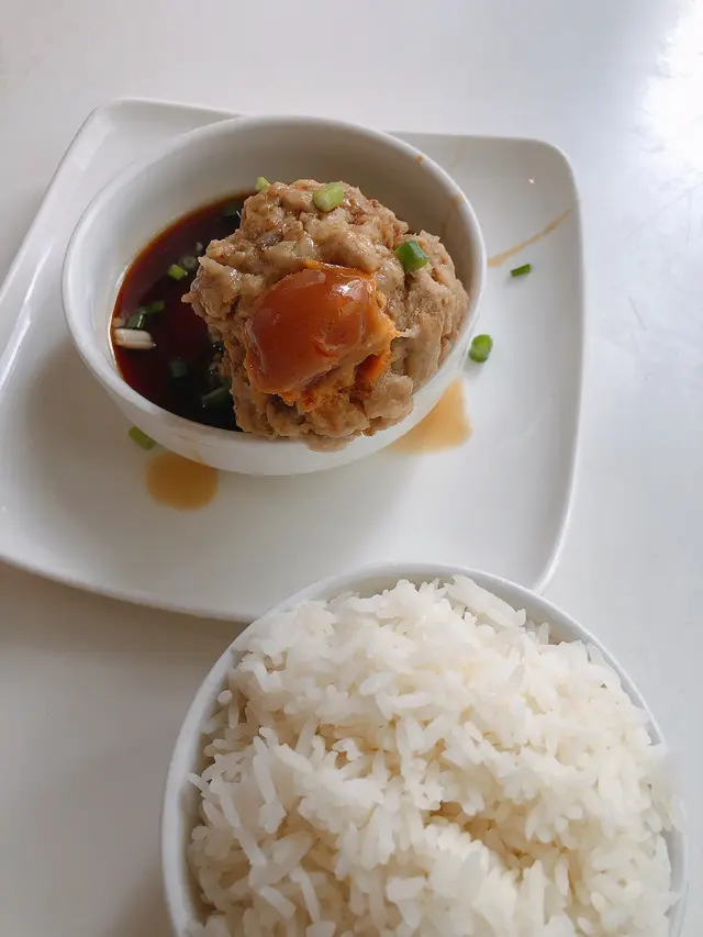 鹹蛋蒸肉餅