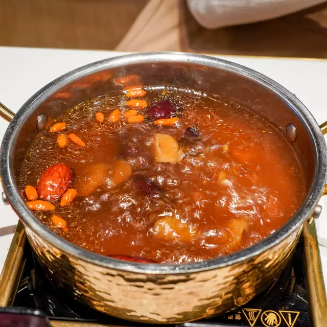 藥膳花雕清雞湯