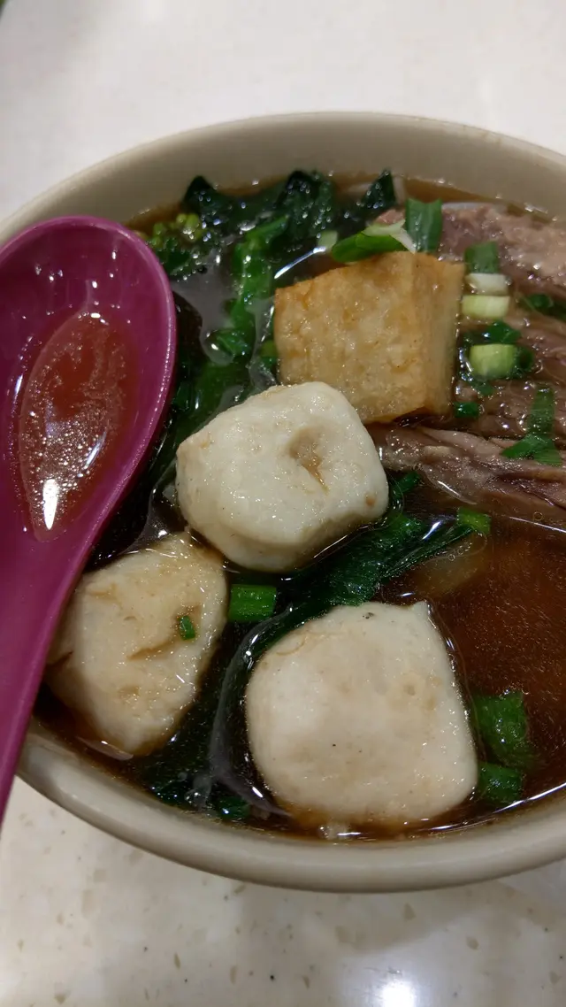 爽彈的魚片頭比較魚蛋彈牙