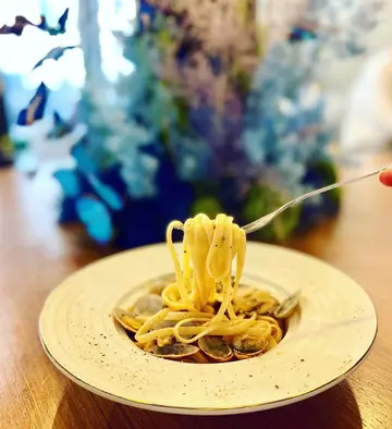 香辣蒜片蚬肉意粉