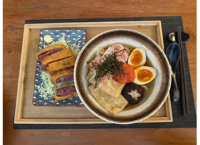 明太子鍋燒烏冬配吉列和牛