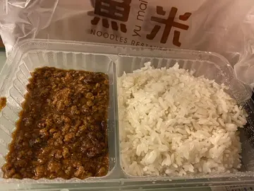 卤肉饭(跟鱼)