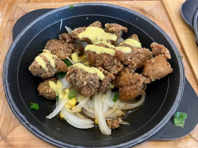 牛油蜜糖芥末黑椒炸雞