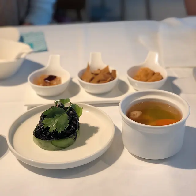 蝦苗伴頭水紫菜