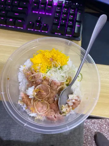 吞拿魚蓉飯