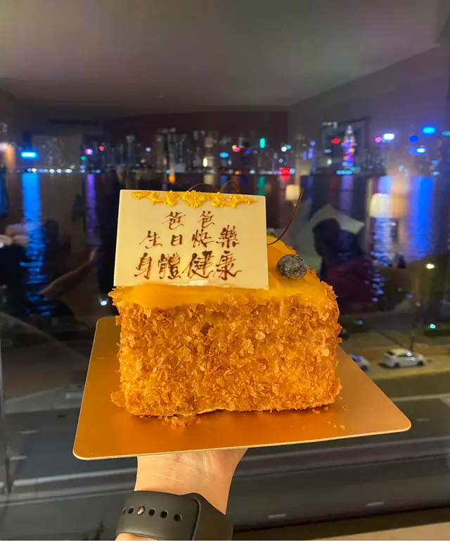 芒果拿破崙蛋糕  (一磅)