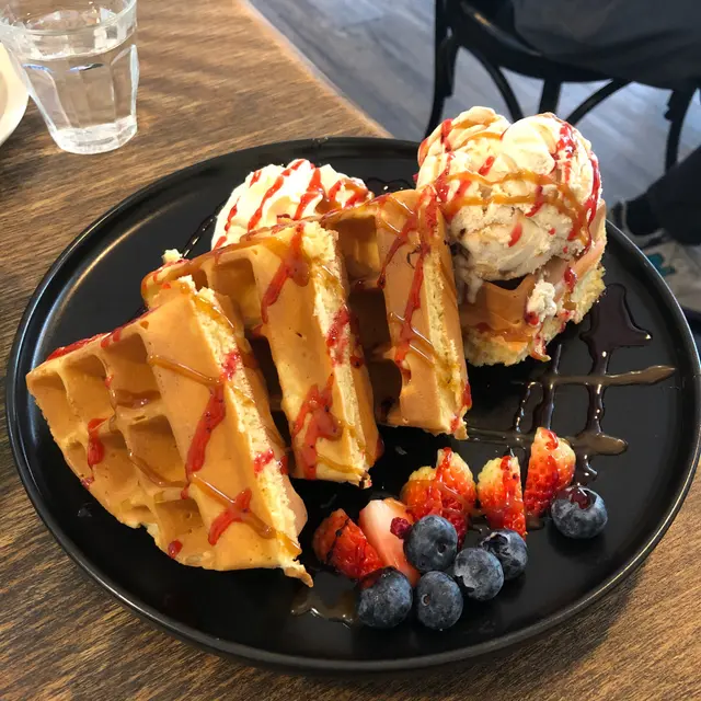 野莓窩夫伴雪糕