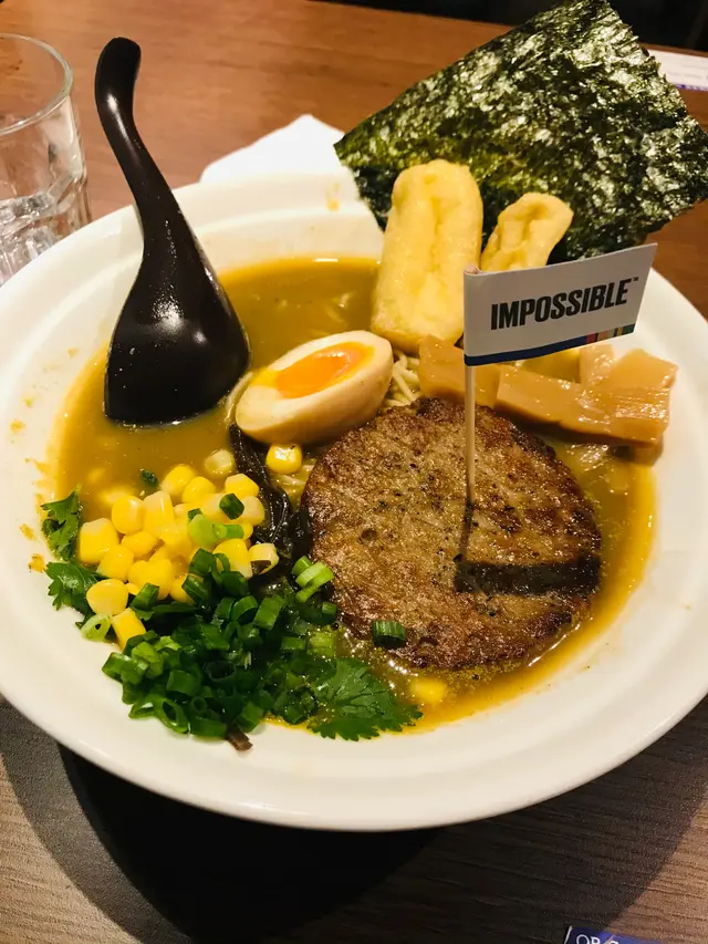 無可能真係豬柳強拉麵配四菇濃湯底