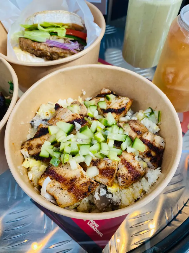 慢煮豬腩肉椰菜花飯