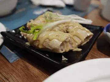 蜜糖芥末鱼腐卷