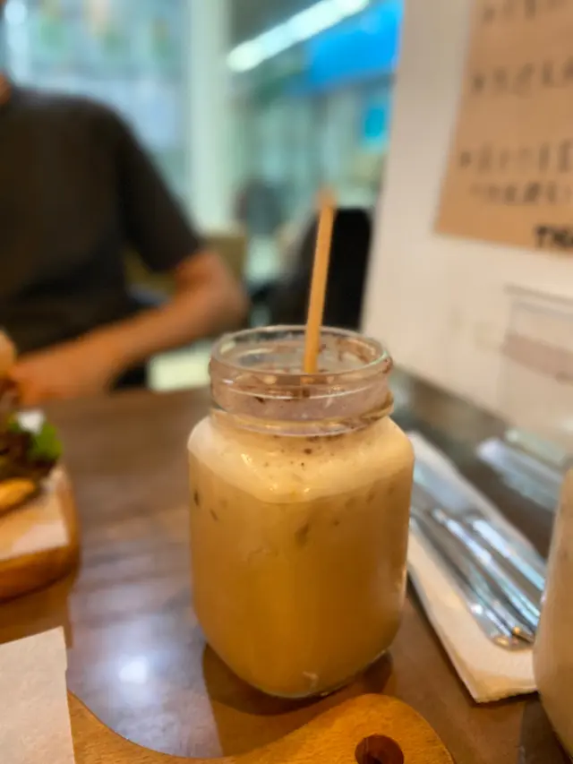 飲得出係用新鮮薄荷葉打汁，真材實料好清新，但如果咖啡/朱古力比例再多噃啲就更完美了。