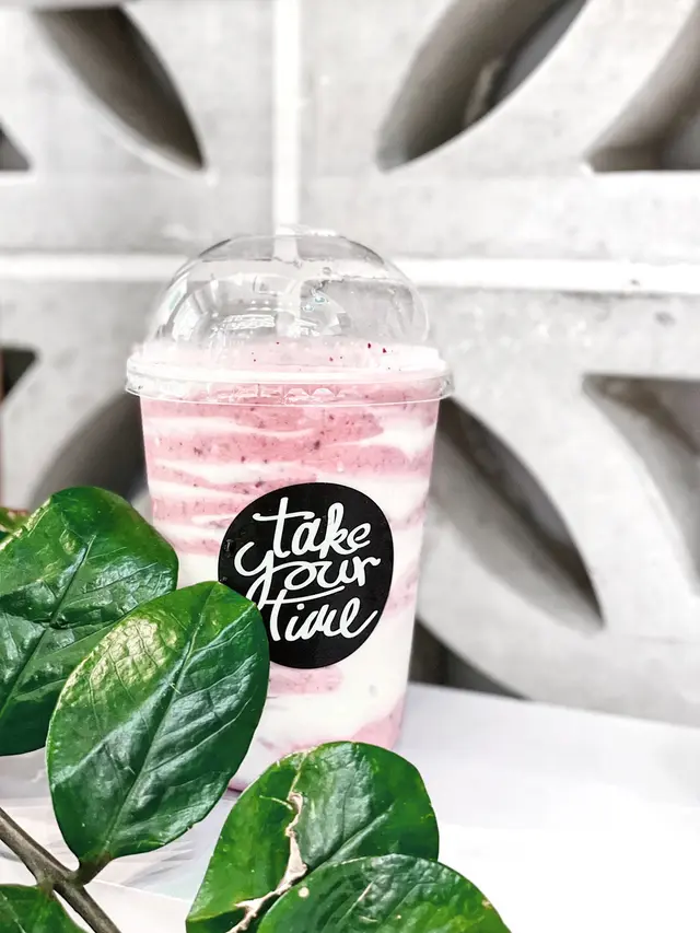 雜莓優格果昔+加倍優格