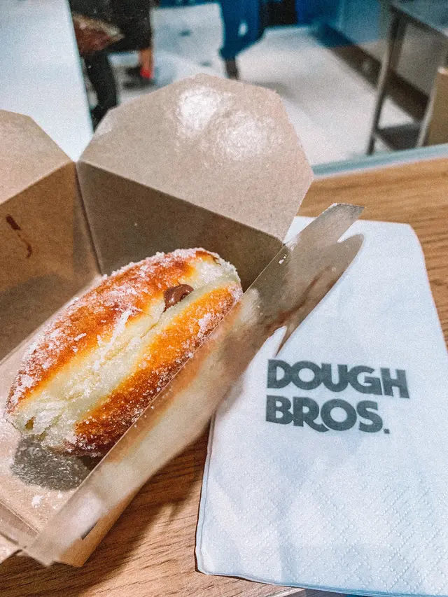 Nutella  Dougnut 