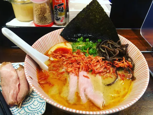 蝦丸