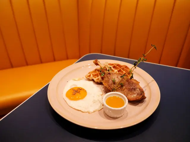 油封鴨脾酥皮窩夫