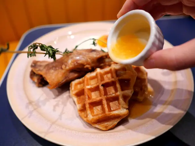 油封鴨脾酥皮窩夫