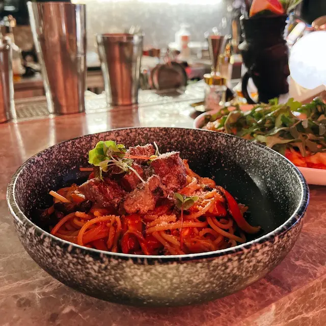 Luo Gan Ma spaghetti with diced beef