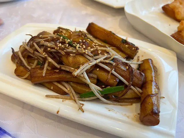 櫻花蝦豉油王炒腸粉