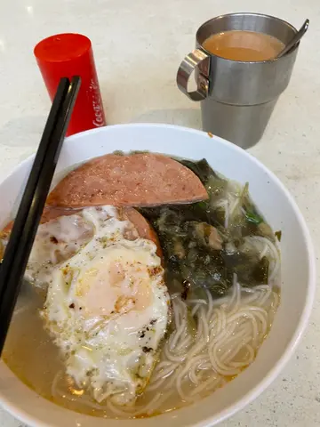早餐A  - 餐肉煎蛋雪菜米