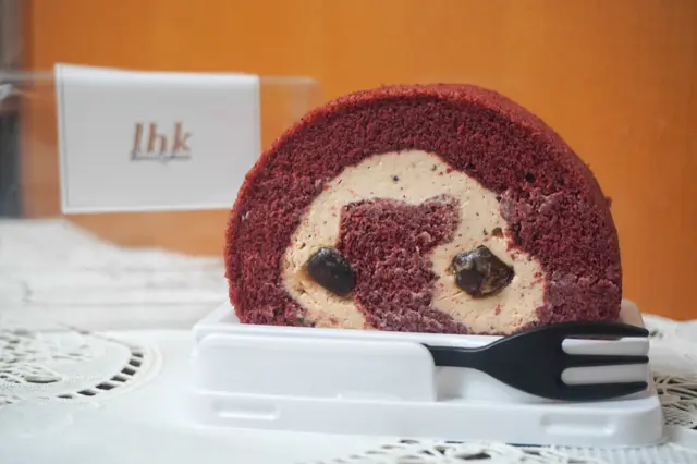 燕窩紅麴米黑糖珍珠梳乎厘卷