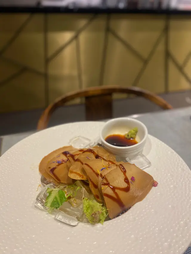 冰鎮百靈菇佐柚子芥末醬油