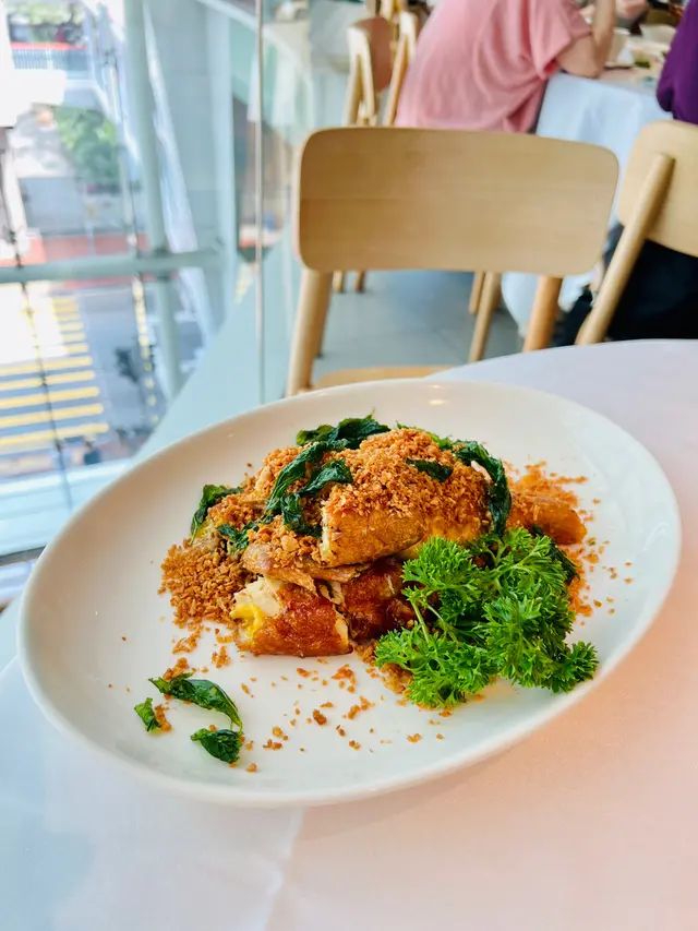 脆皮蒜香雞(半隻)