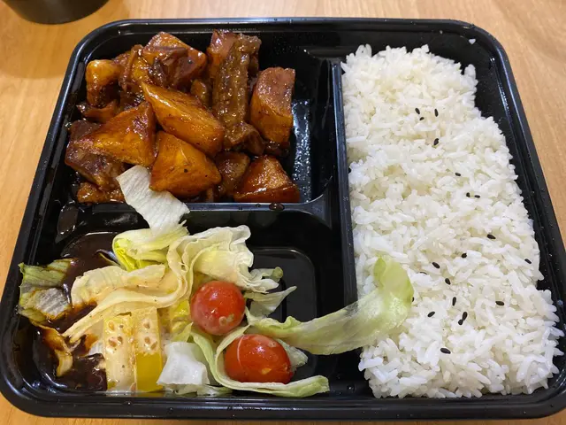 黑椒薯仔牛柳粒便當