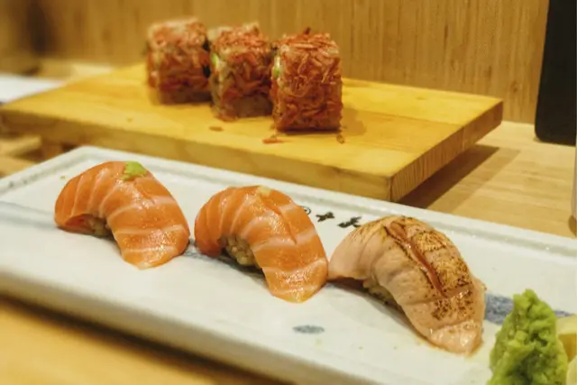 三文魚三味壽司