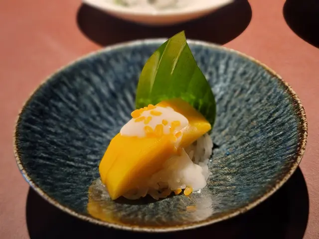 芒果糯米飯比一般市面上嘅甜，但都好好味嘅