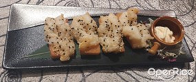 香脆芝麻蝦多士 - 旺角的帝京軒