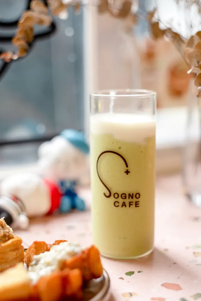 牛油果芝士奶蓋沙冰