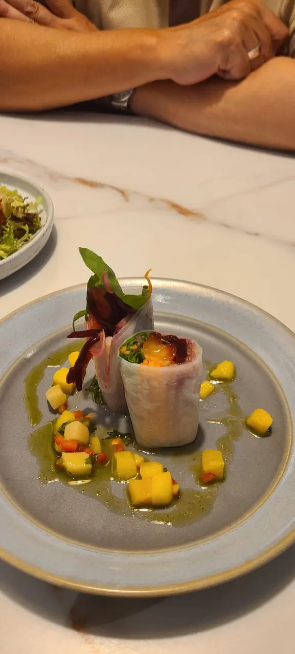 芒果紅菜頭米紙卷