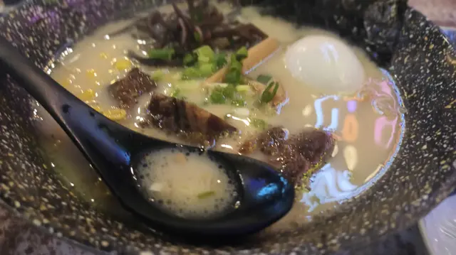 自己家製豬軟骨拉麵(濃豬骨湯底)