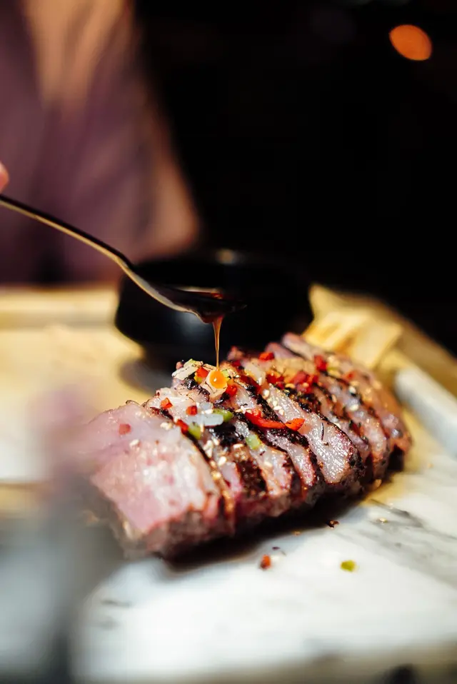 鹽48小時慢煮牛肋骨