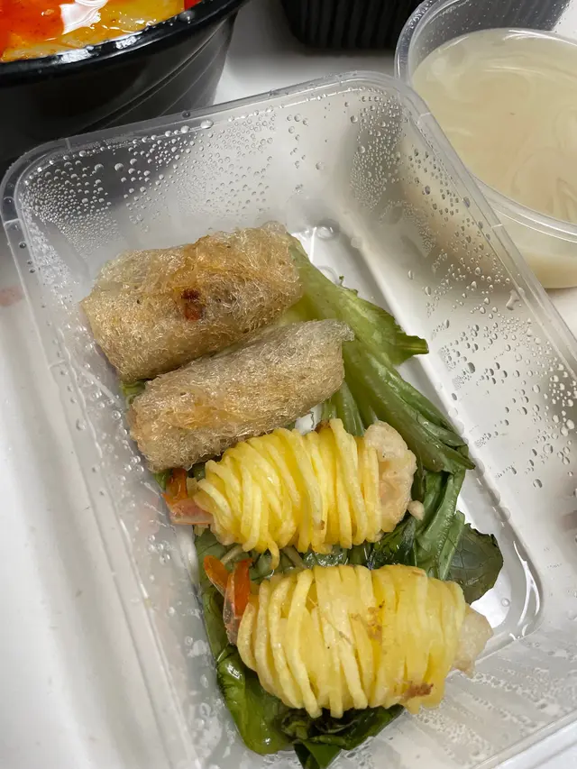 馬鈴薯炸蝦卷，絲網春卷