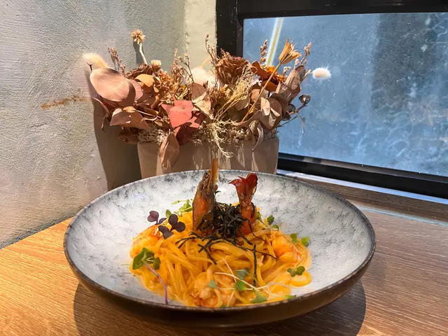 大蝦海膽醬意大利麵