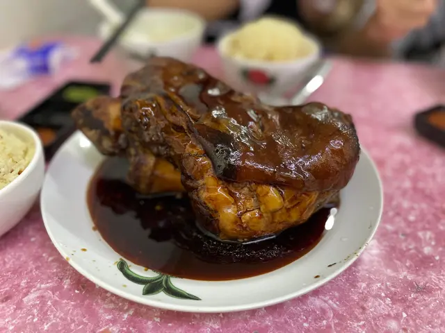 滷水西貢狀元蹄