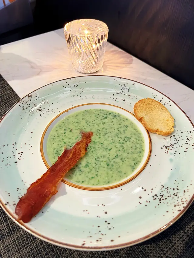 薑汁西洋菜濃湯.香脆煙肉