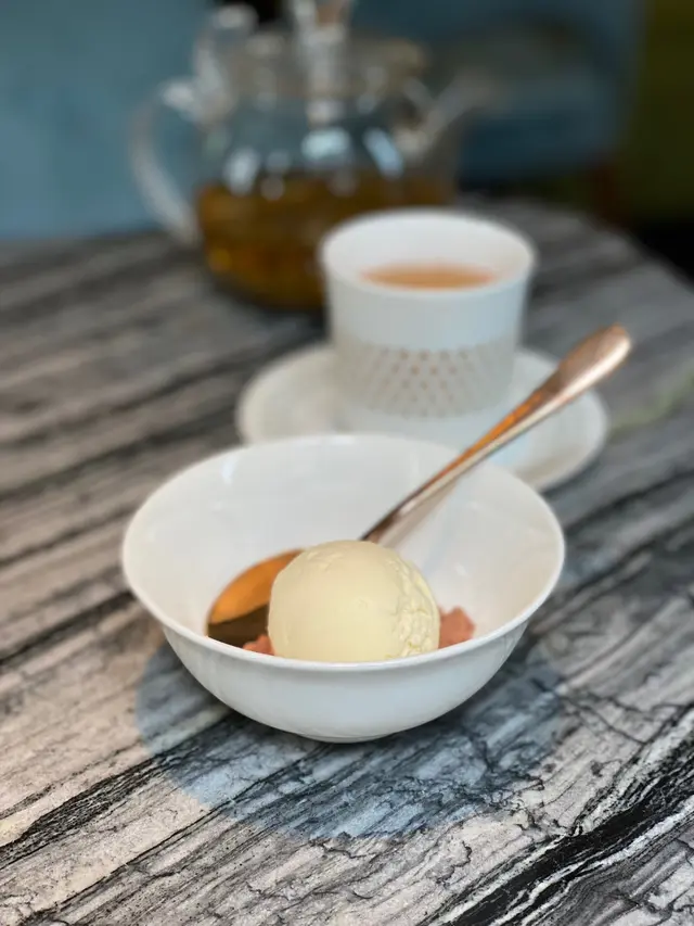 跟餐甜品，雪糕