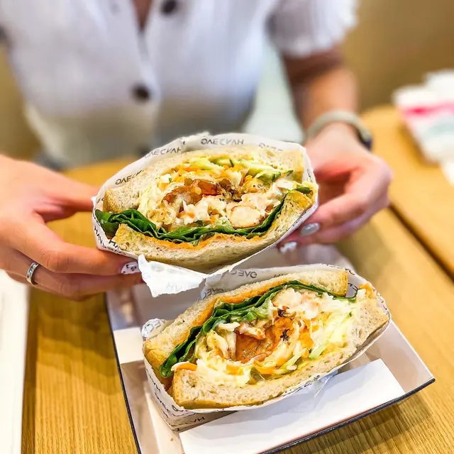 蝦兵蟹將鐵板三文治