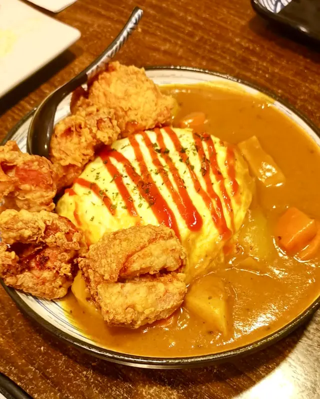 日式咖喱炸雞蛋包飯