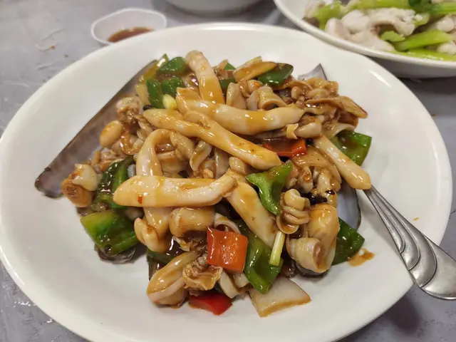 鼓椒炒聖子皇 (來料加工)