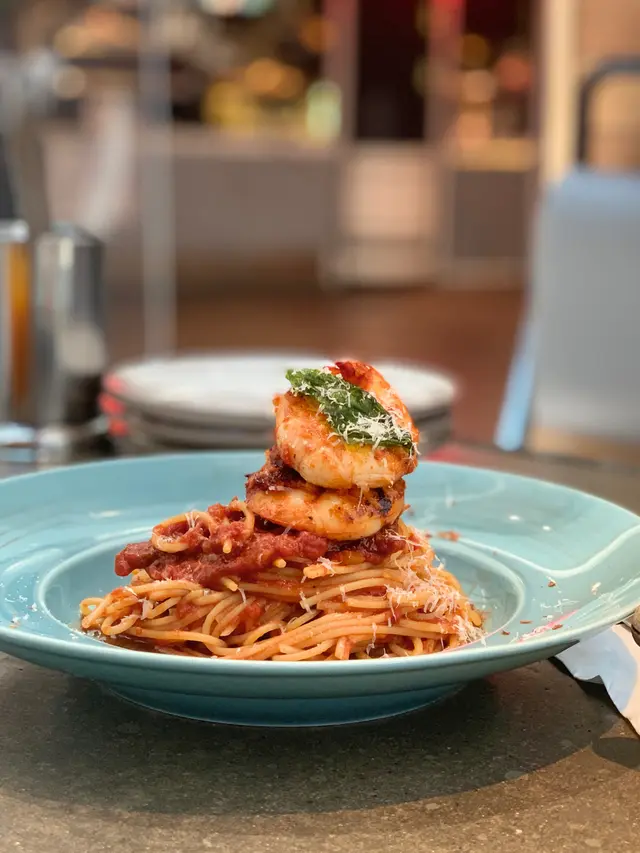 一山不能藏二虎蝦意粉