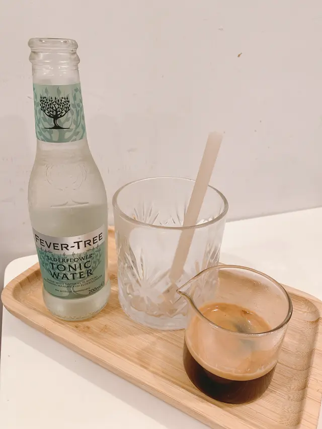 Elder  flower  Espresso  tonic
