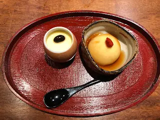 威士忌製雪糕配黑豆布甸