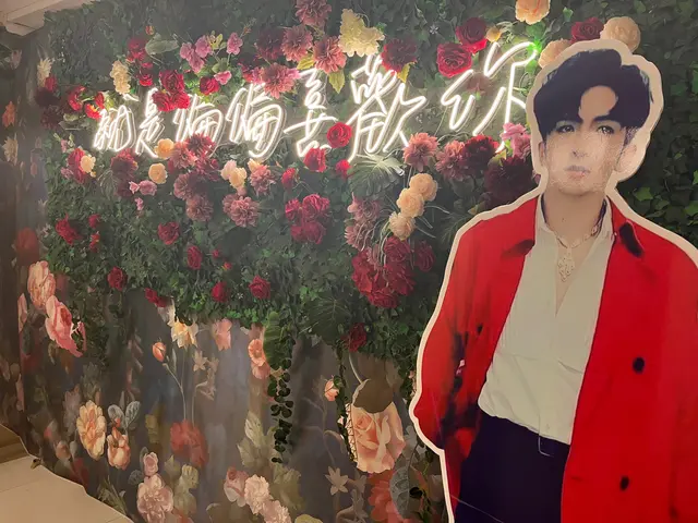 一出電梯就見到教主